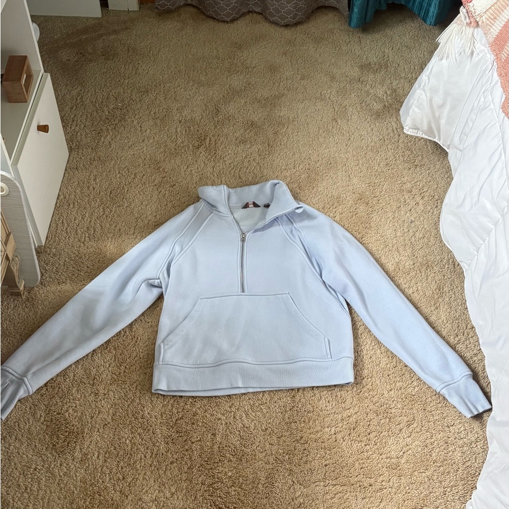 Blue Cozy Sweatshirt for Everyday Comfort